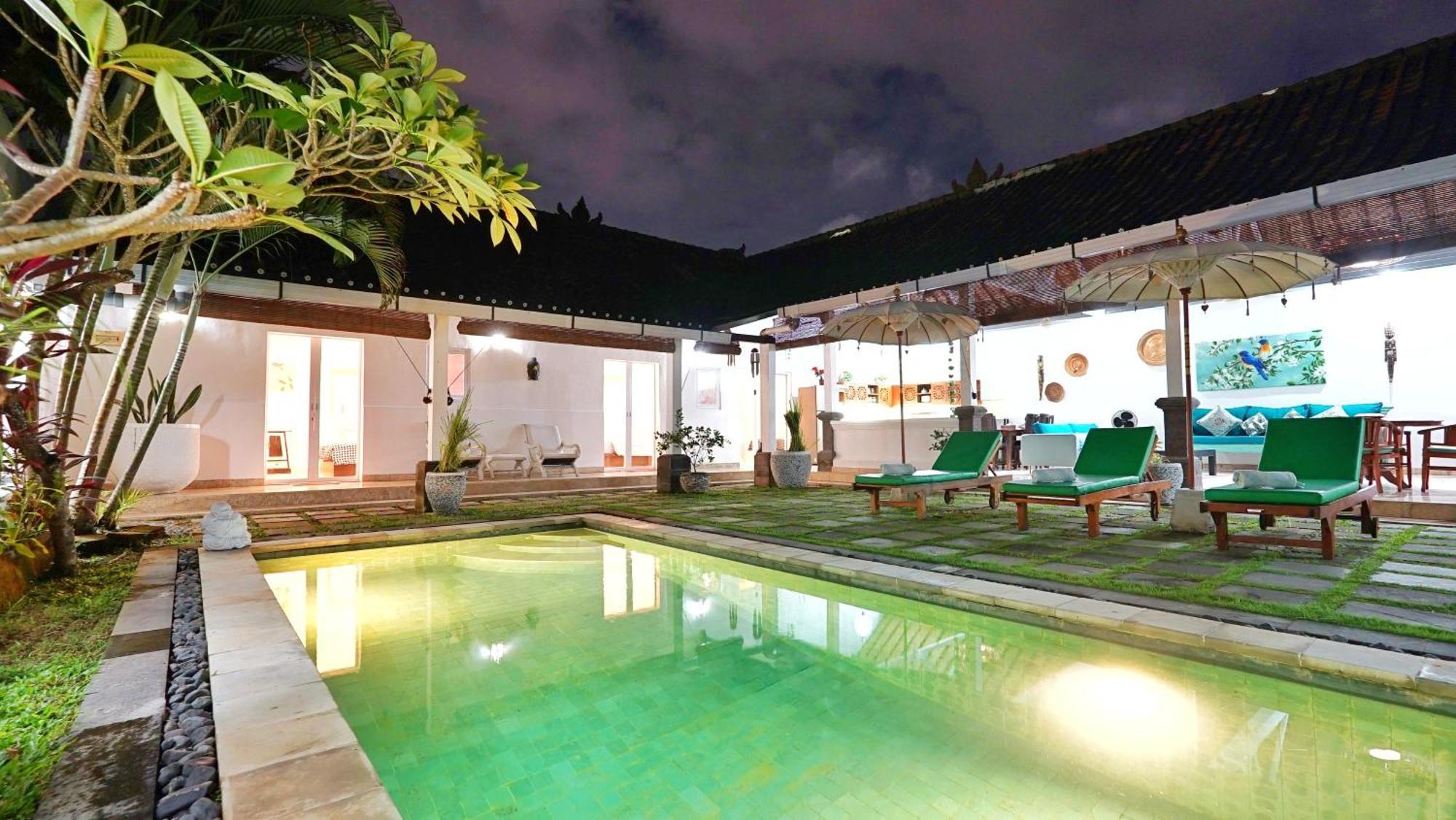 Villa Te Kawau Seminyak  Exterior photo