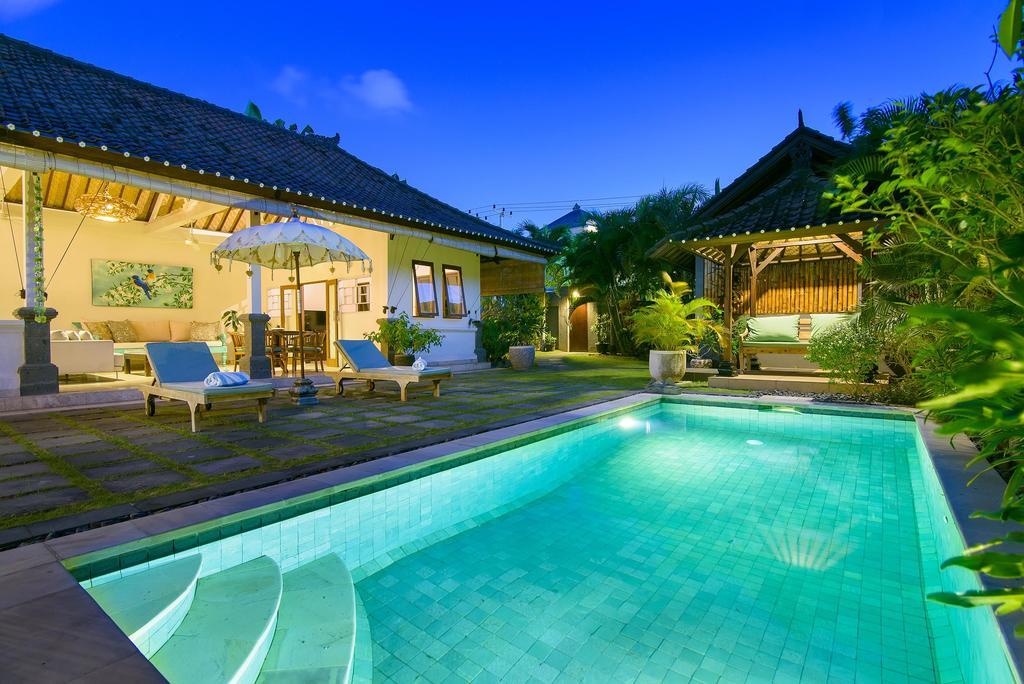 Villa Te Kawau Seminyak  Exterior photo